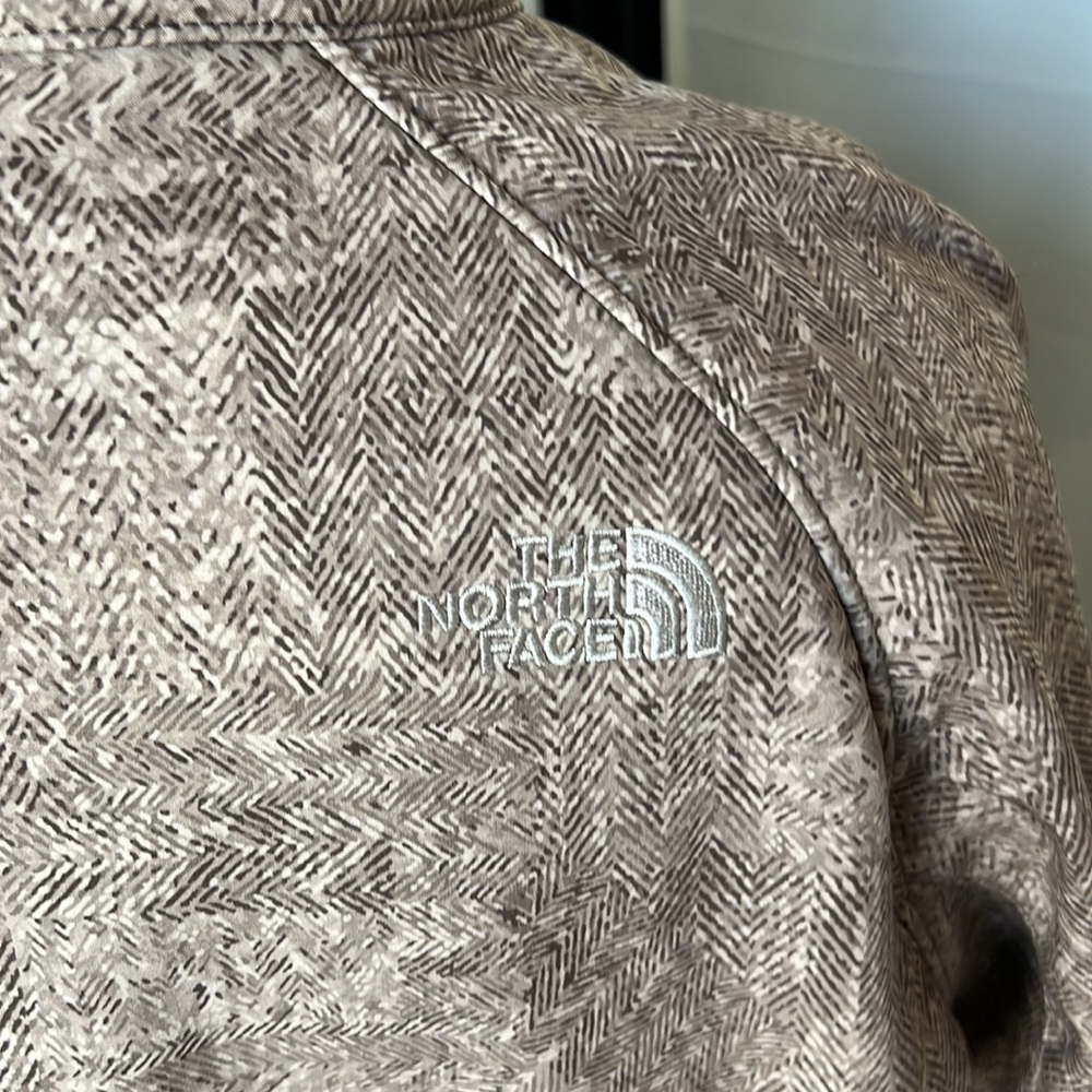 The North Face Apex Bionic 2 Soft Shell Jacket - Picture 8 of 10